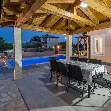 Niko, Your Ideal Summer Oasis Near Porec Σπίτι διακοπών Stranici kod Lovreca