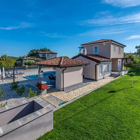 Niko, Your Ideal Summer Oasis Near Porec Vikendica Stranici kod Lovreca
